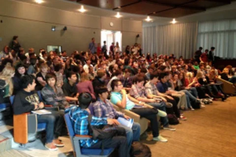 High School Students React to Visit from UCLA Researcher on Stem Cell Awareness Day